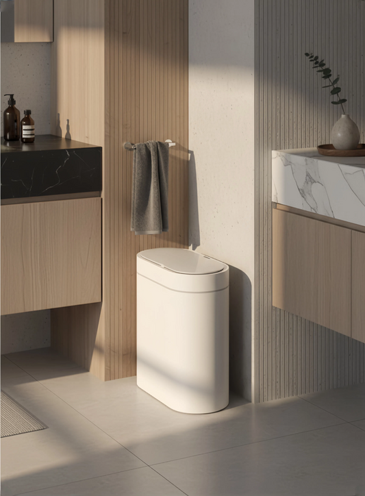 Luma Touchless Bin